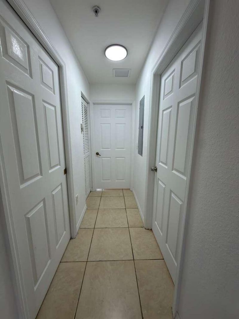 3842 SW 48th Avenue, Hollywood, FL 33023 Photo