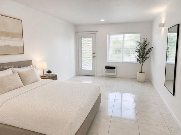 6498 Collins Ave, Unit 40, Miami Beach, FL 33141
