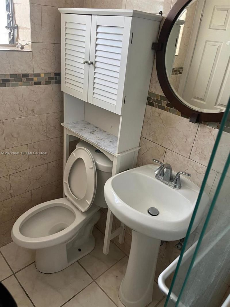 6498 Collins Ave, Unit 40, Miami Beach, FL 33141 Photo
