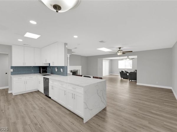 2506 Winterwood Boulevard , Las Vegas, NV 89142