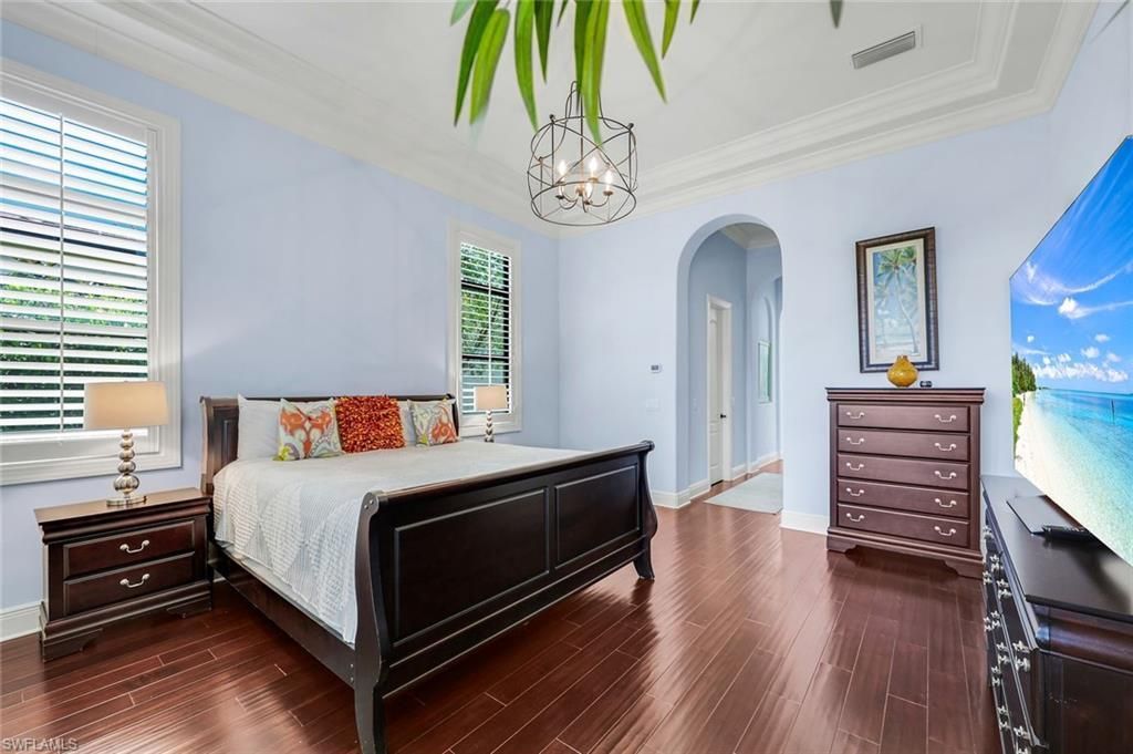 9461 Napoli Ln, Naples, FL 34113 Photo