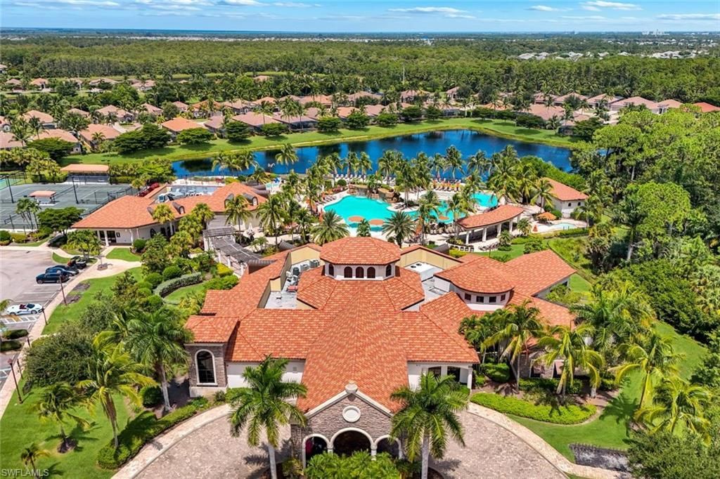9461 Napoli Ln, Naples, FL 34113 Photo