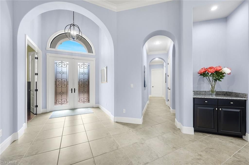 9461 Napoli Ln, Naples, FL 34113 Photo
