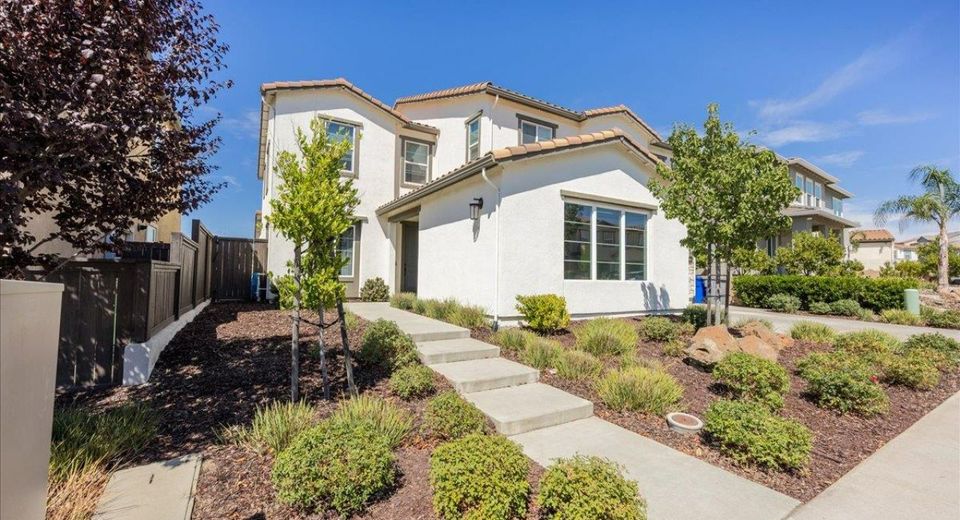 3305 Gopher Ridge Dr, Folsom, CA 95630 Photo