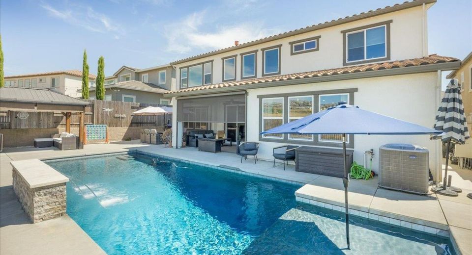 3305 Gopher Ridge Dr, Folsom, CA 95630 Photo