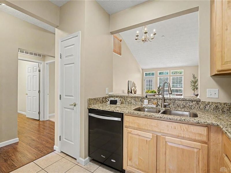 3827 Taft Avenue, Beavercreek, OH 45431 Photo 14