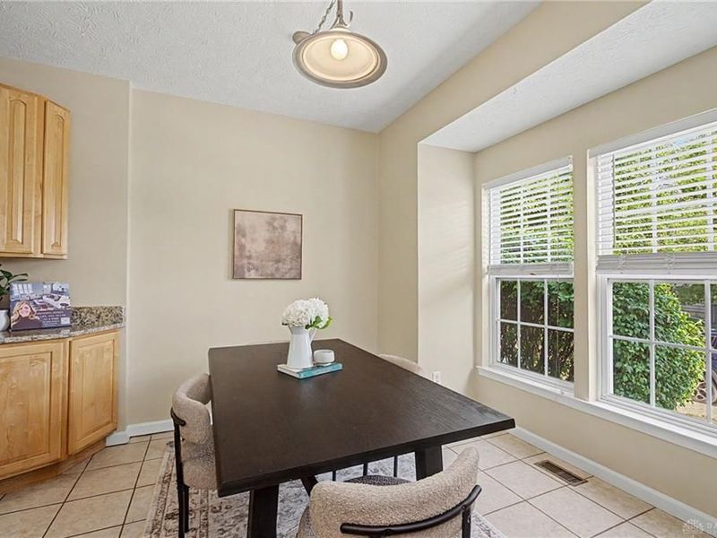 3827 Taft Avenue, Beavercreek, OH 45431 Photo 7