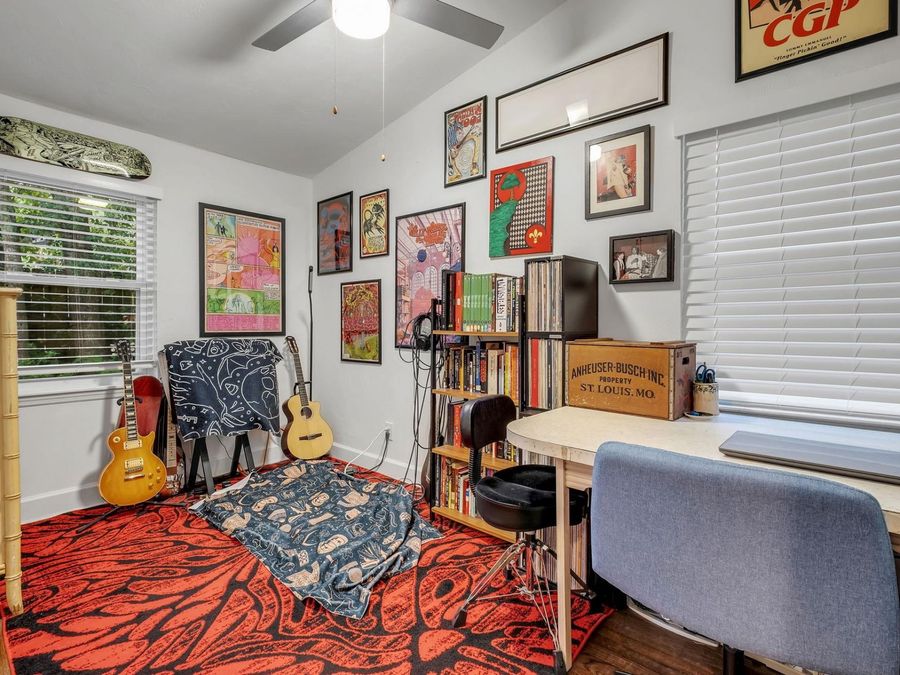 Property Image 33