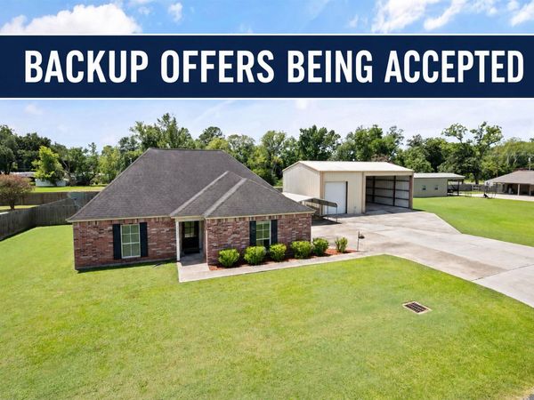 44401 Pecan Oaks Ave, Sorrento, LA 70778