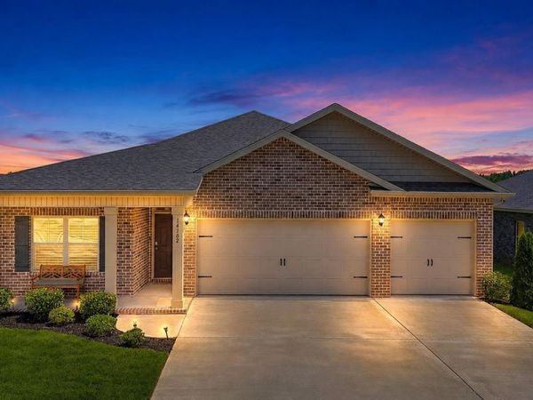 14162 Parliament Court, Athens, AL 35613