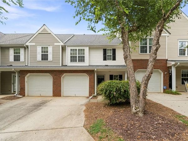 32 Josephine Circle, Greensboro, NC 27410
