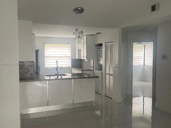 Unit 301, Plantation, FL 33322