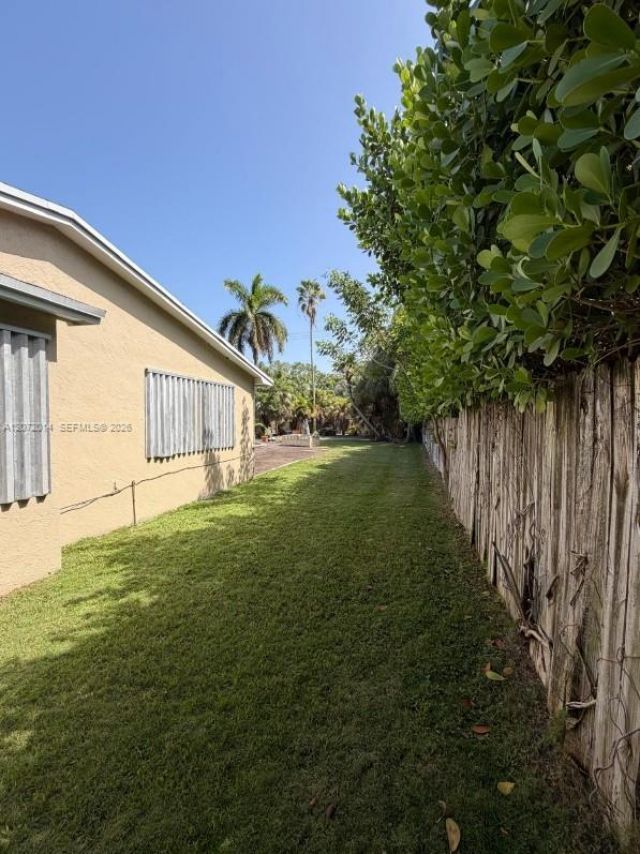 15190 Old Cutler Rd , Palmetto Bay, FL 33158 Photo