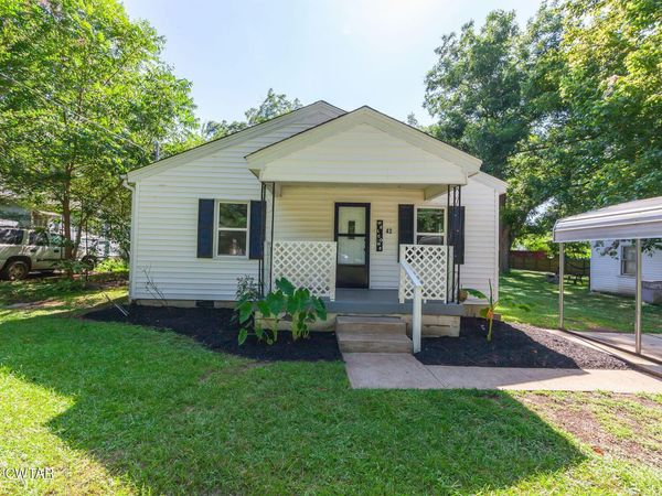 42 North Avenue, Jackson, TN 38301