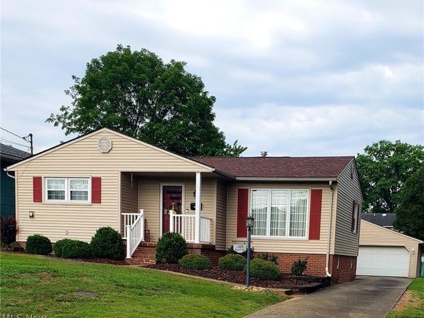 2309 Harrison Avenue, Parkersburg, WV 26104