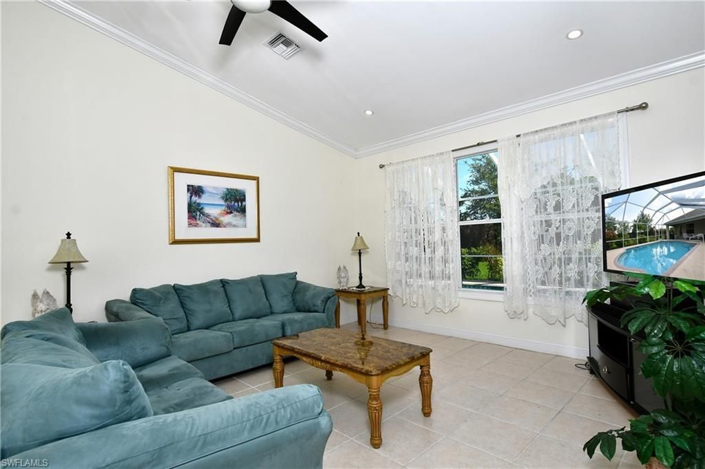 599 Genevieve Dr , Lehigh Acres, FL 33936 Photo
