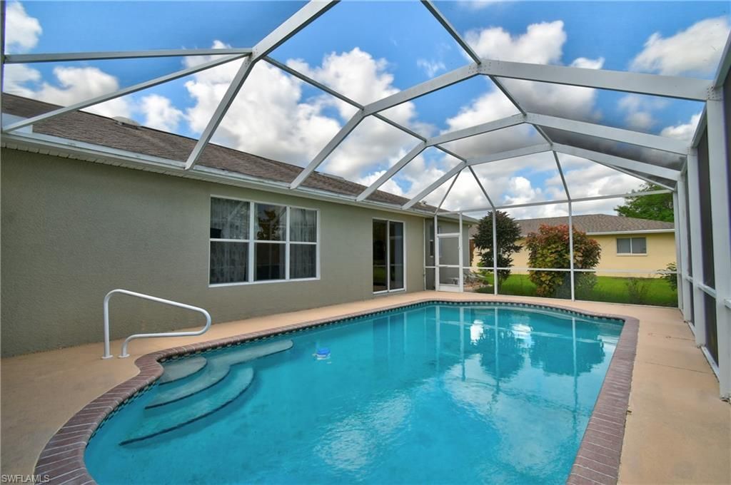 599 Genevieve Dr , Lehigh Acres, FL 33936 Photo