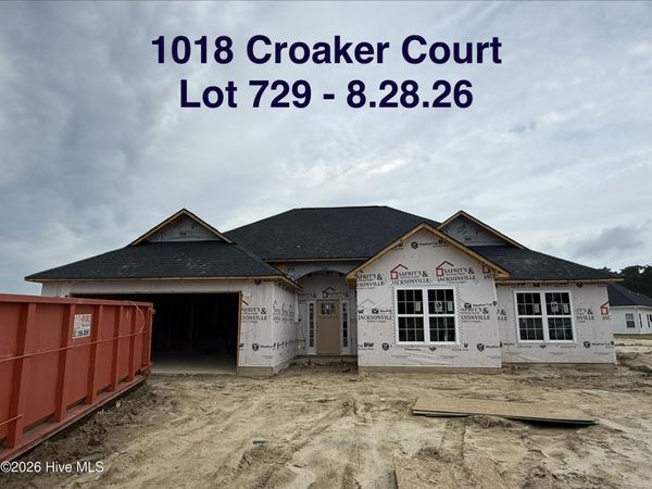 1018 Croaker Court, New Bern, NC 28562
