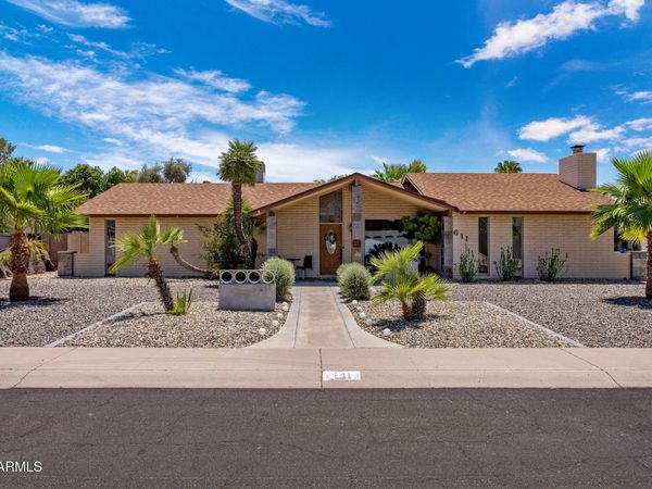 611 E CANTERBURY Lane, Phoenix, AZ 85022