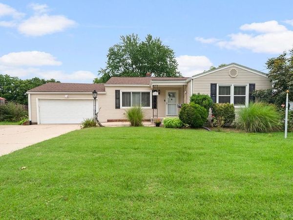 208 Brelsford Avenue, Trenton, OH 45067