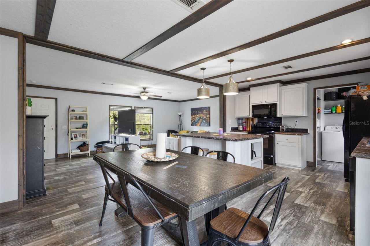 9490 NE 77th Place , Bronson, FL 32621 Photo