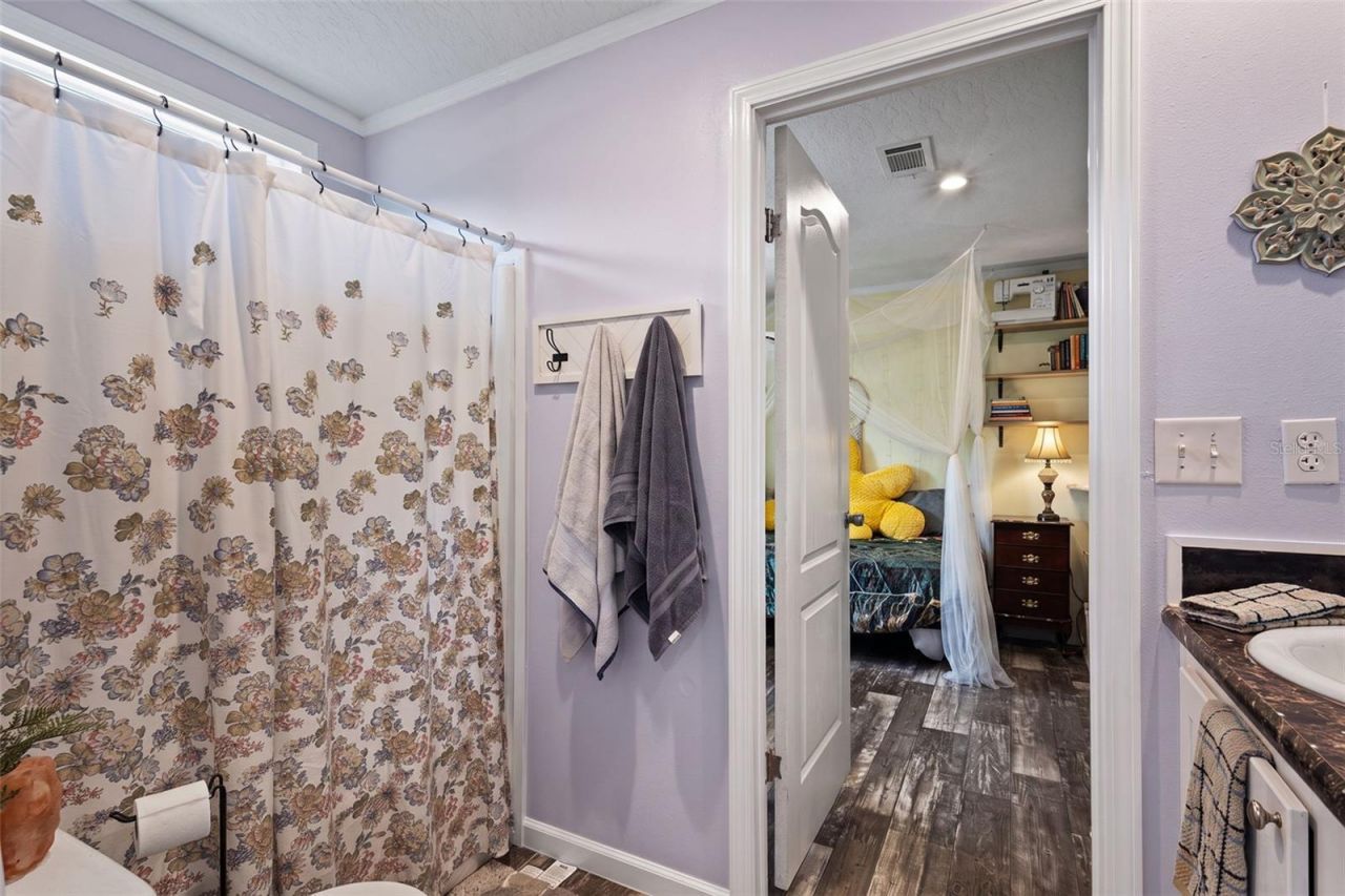 9490 NE 77th Place , Bronson, FL 32621 Photo