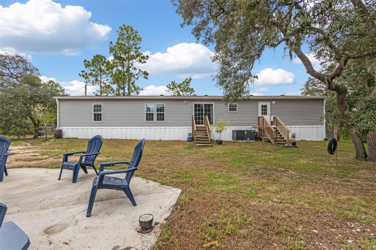 9490 NE 77th Place , Bronson, FL 32621 Photo