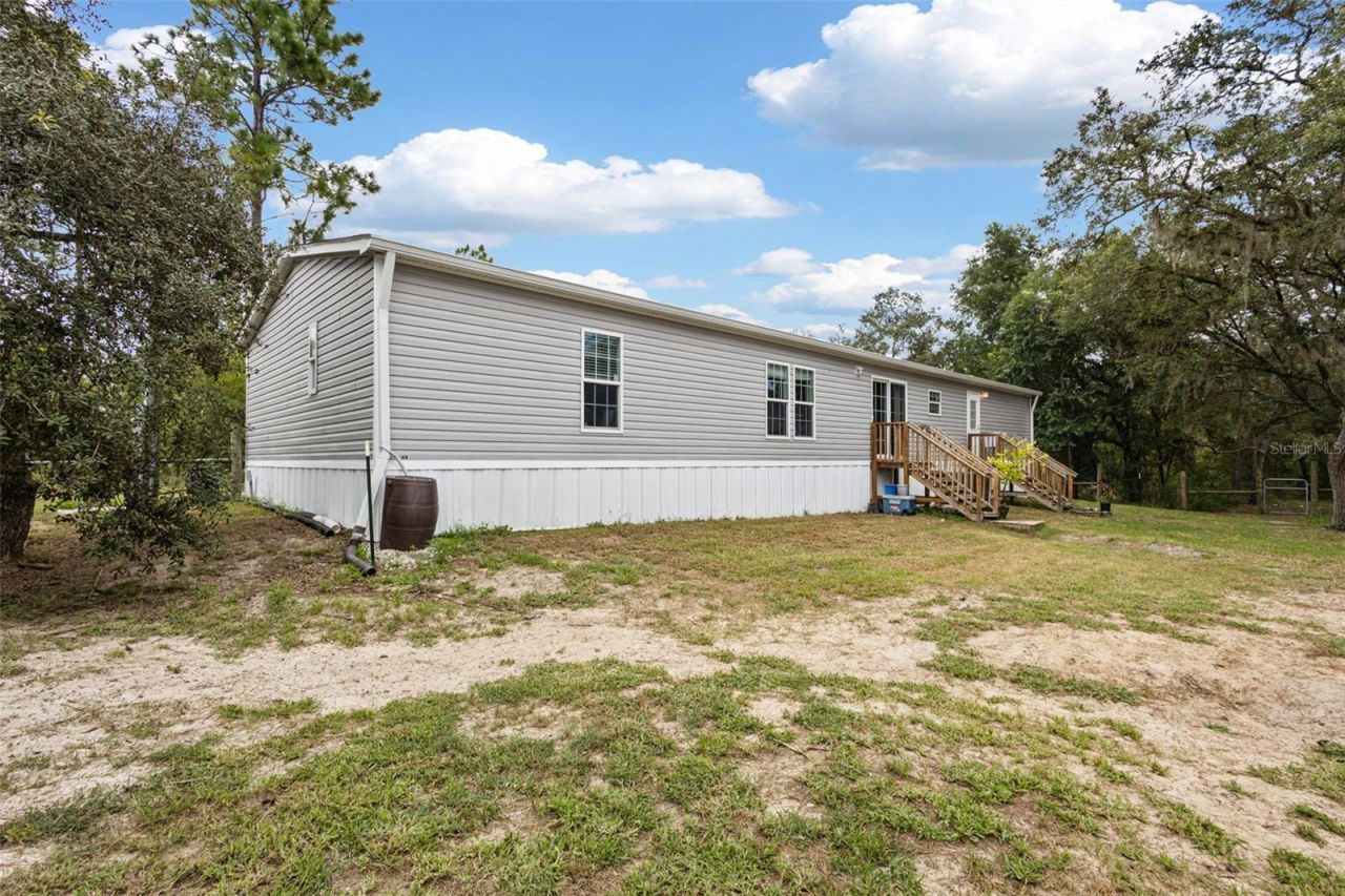 9490 NE 77th Place , Bronson, FL 32621 Photo