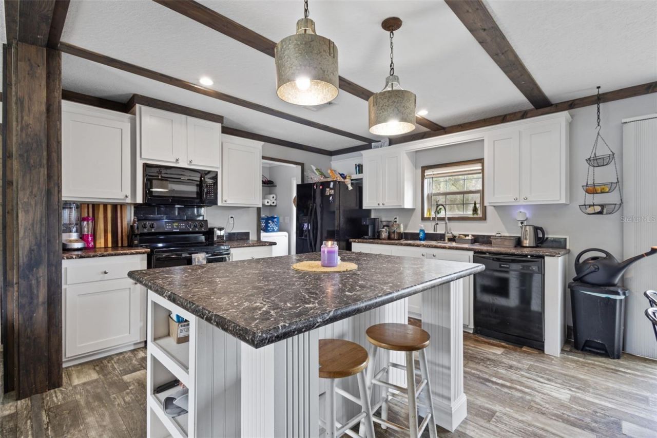 9490 NE 77th Place , Bronson, FL 32621 Photo
