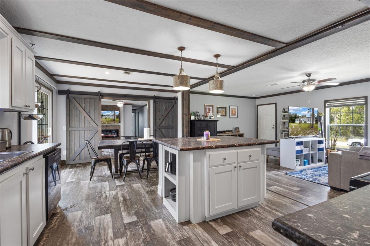 9490 NE 77th Place , Bronson, FL 32621 Photo