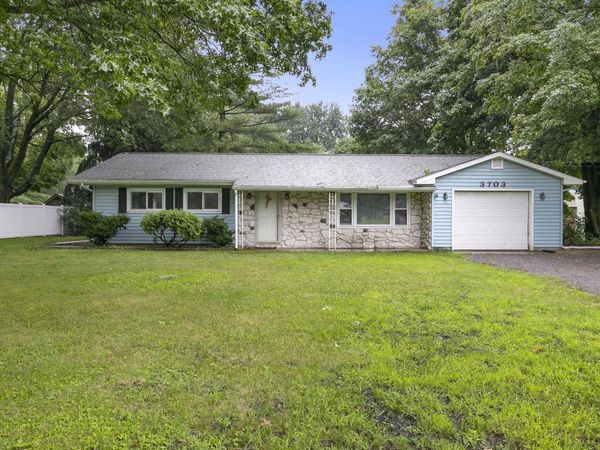 3703 W Old Road 30, Warsaw, IN 46580