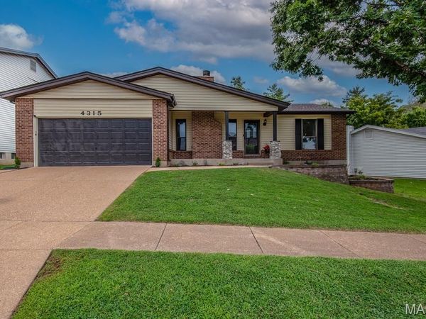 4315 Meadowgreen Estates Drive, St Louis, MO 63129