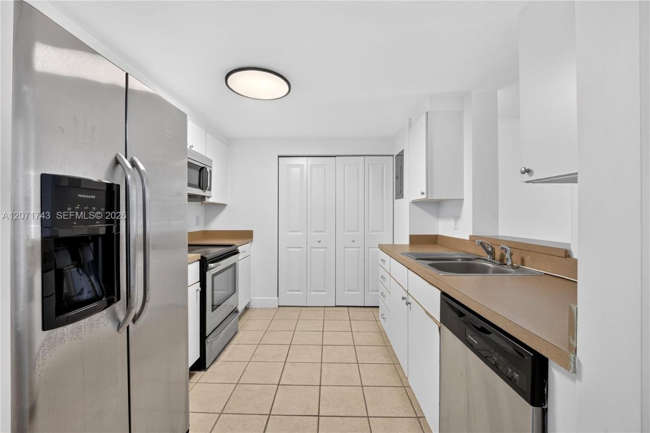 1250 S Miami Ave, Unit 2004, Miami, FL 33130 Photo