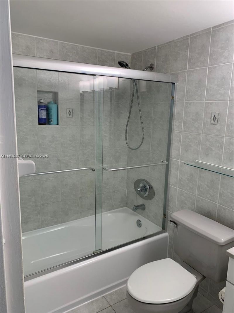 1228 West Ave , Unit 1415, Miami Beach, FL 33139 Photo