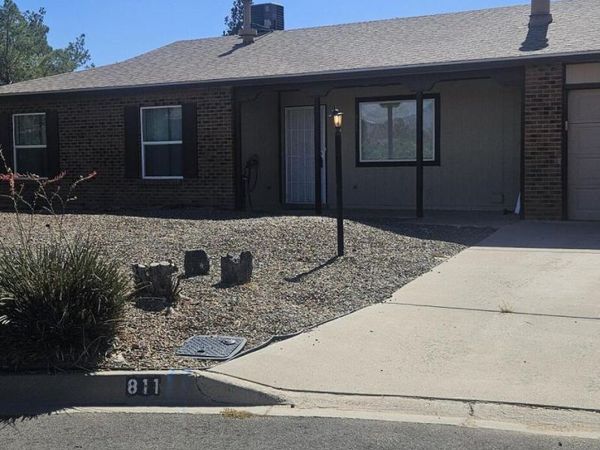 811 Orbit Court SE, Rio Rancho, NM 87124
