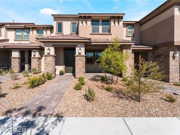 128 Silver Run Lane , Las Vegas, NV 89138