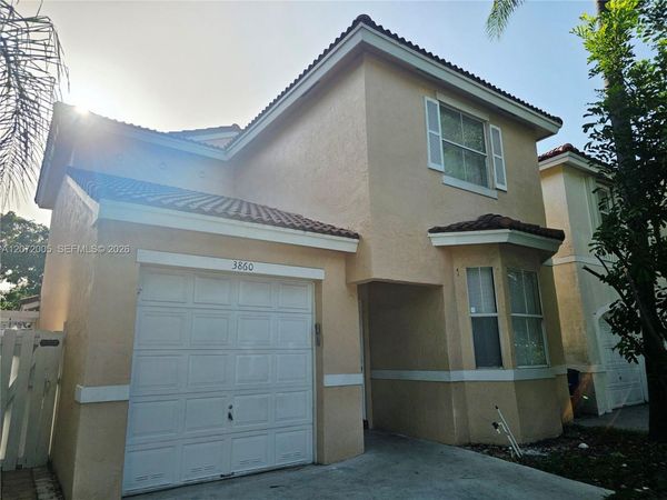 3860 Tree Tops Rd , Cooper City, FL 33026