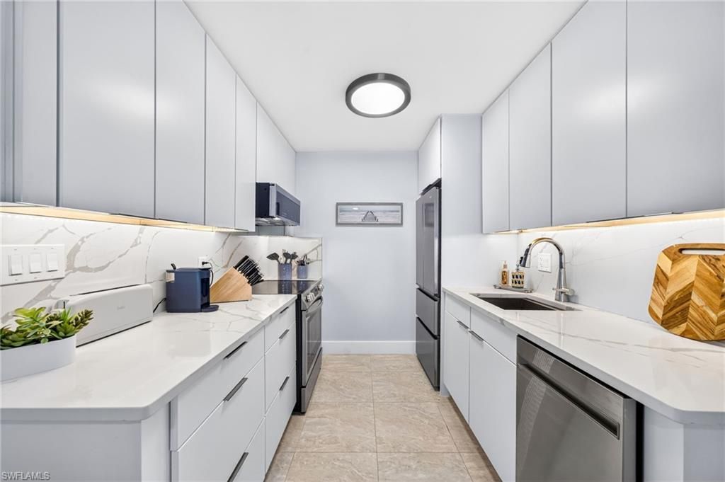 1417 Chesapeake Ave , Unit 104, Naples, FL 34102 Photo