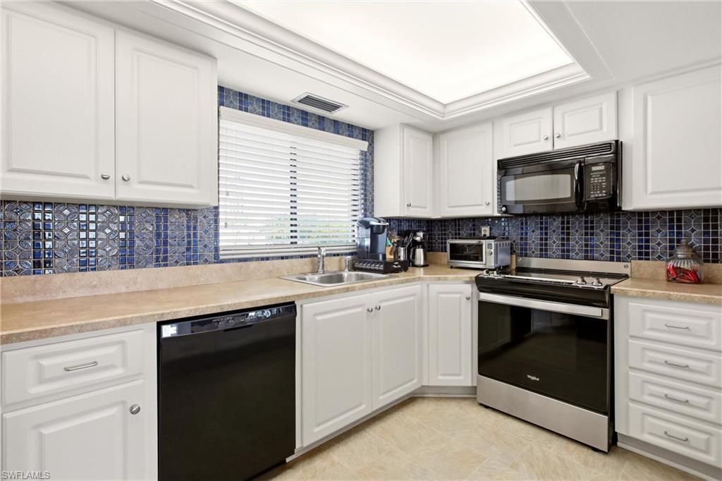 4586 Trawler Ct , Unit 303, Fort Myers, FL 33919 Photo