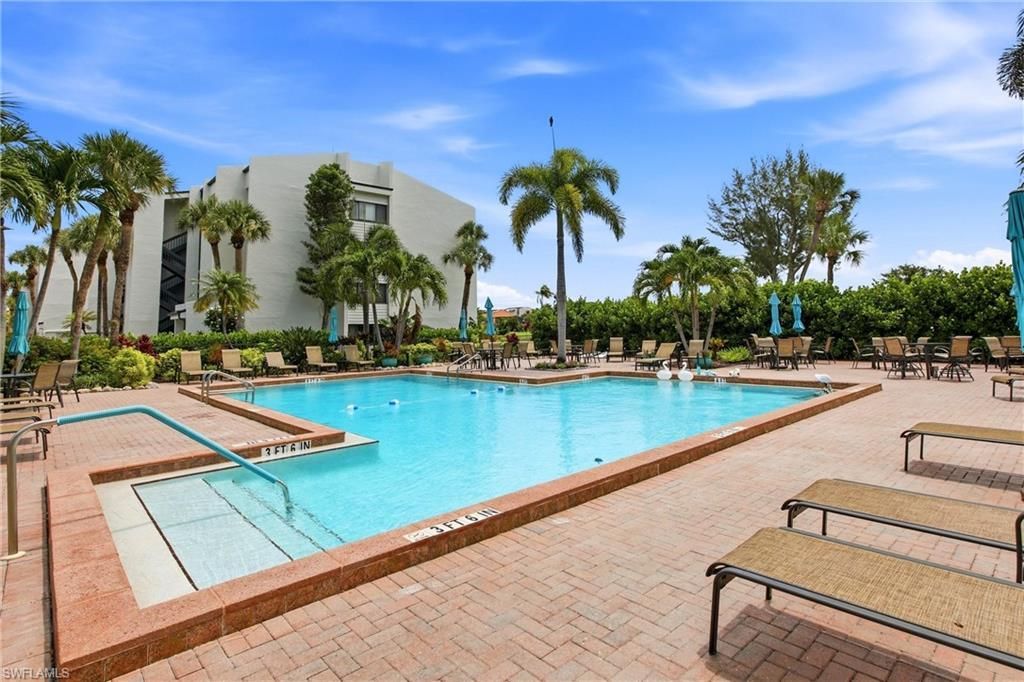 4586 Trawler Ct , Unit 303, Fort Myers, FL 33919 Photo