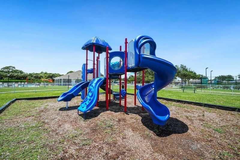 8604 NW Giovanni Avenue, Unit 143-4, Fort Pierce, FL 34951 Photo