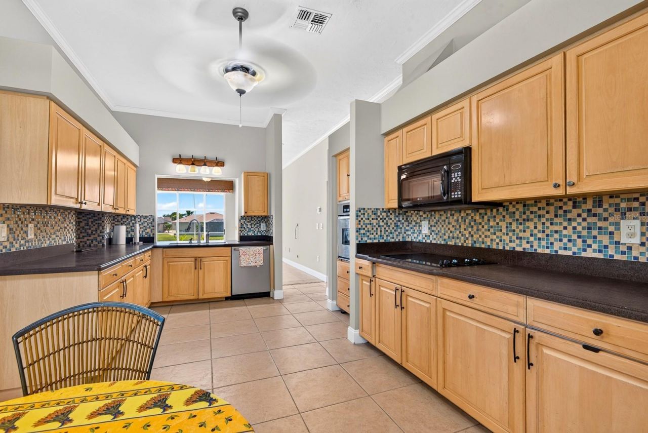 5410 61st St E, Bradenton, FL 34203 Photo