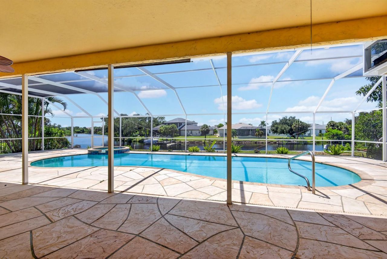 5410 61st St E, Bradenton, FL 34203 Photo