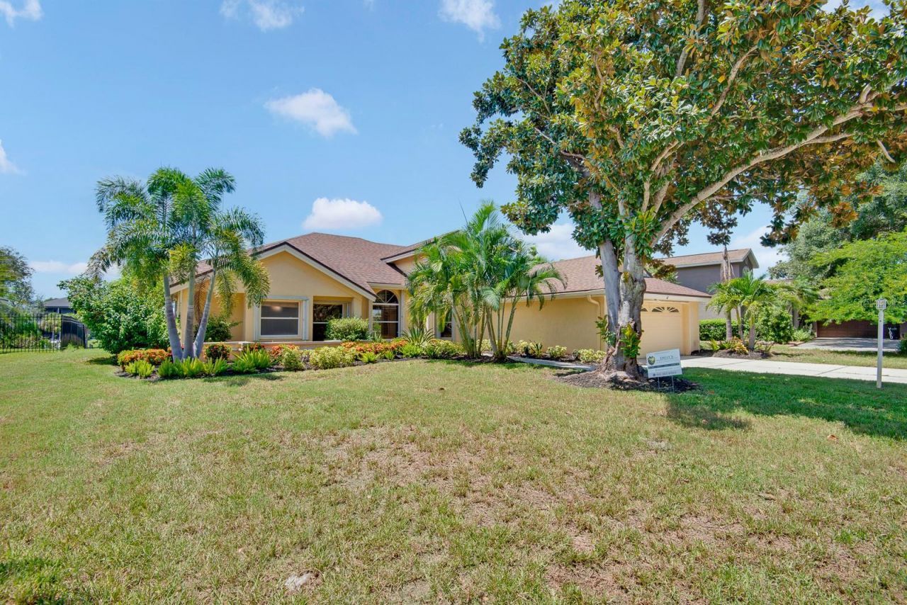 5410 61st St E, Bradenton, FL 34203 Photo
