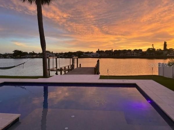 2032 20TH AVENUE PARKWAY , INDIAN ROCKS BEACH, FL 33785