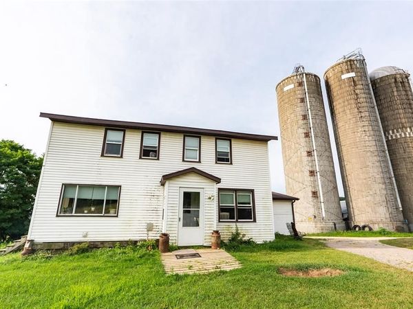 E5549 Hoff Rd, La Valle, WI 53941