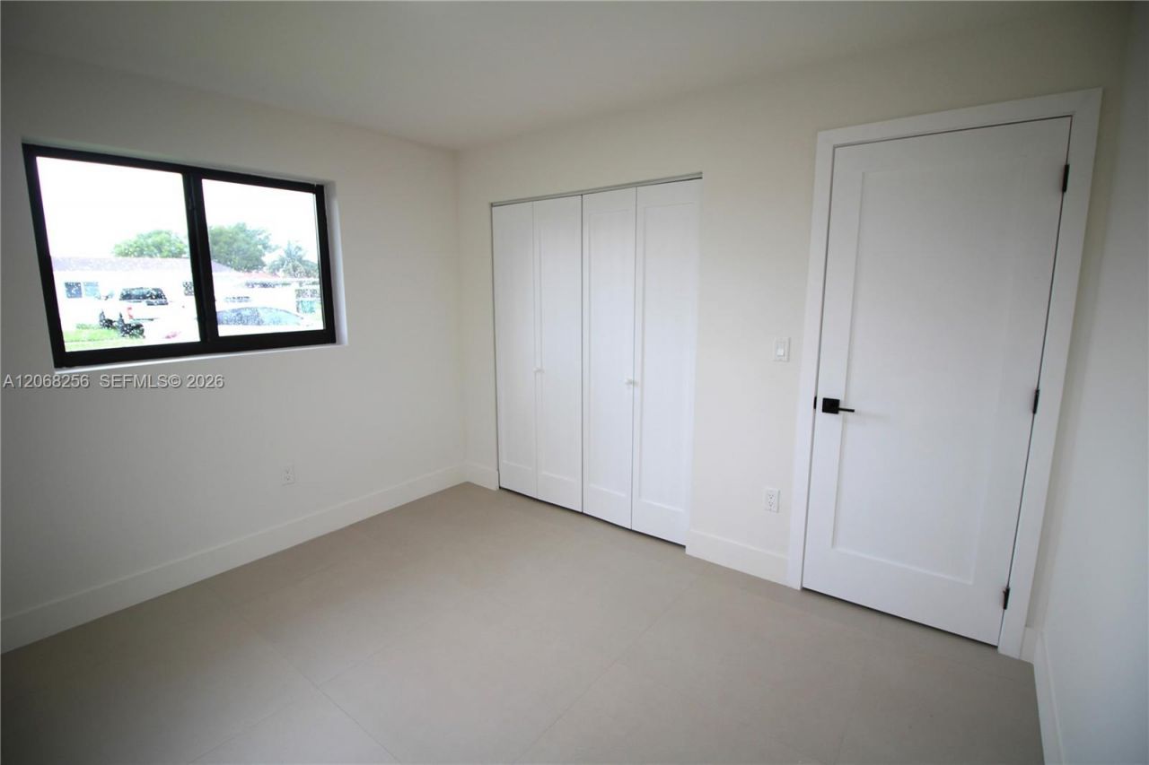 10821 SW 63rd St , Miami, FL 33173 Photo
