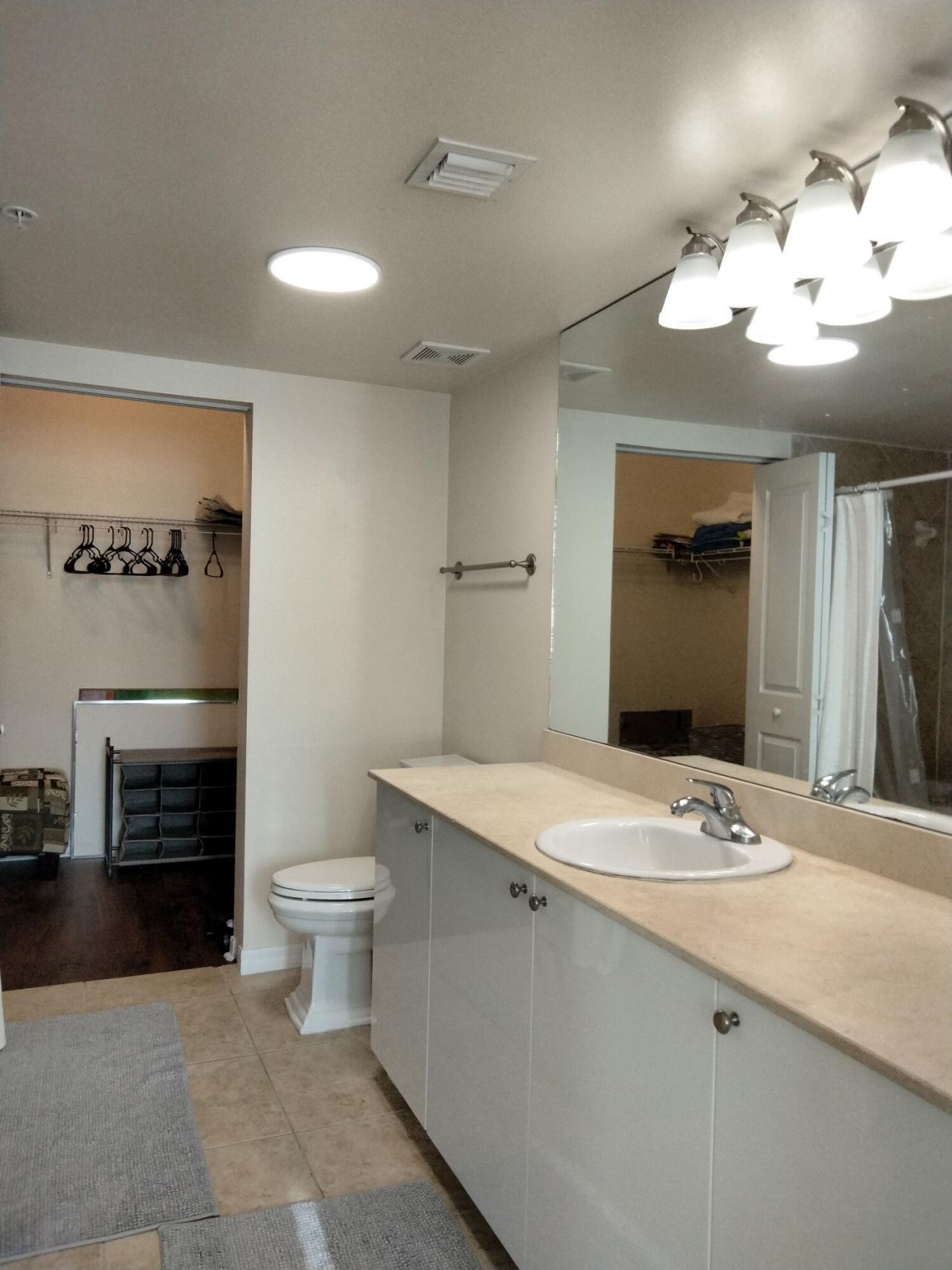 600 S Dixie Highway, Unit 723, West Palm Beach, FL 33401 Photo