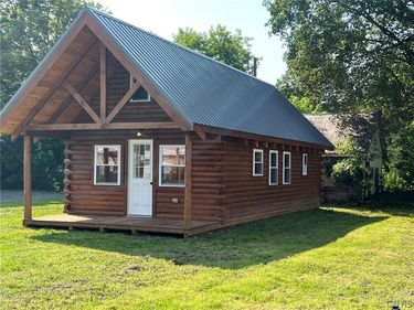 173 Madison Street, Oriskany Falls, NY 13425