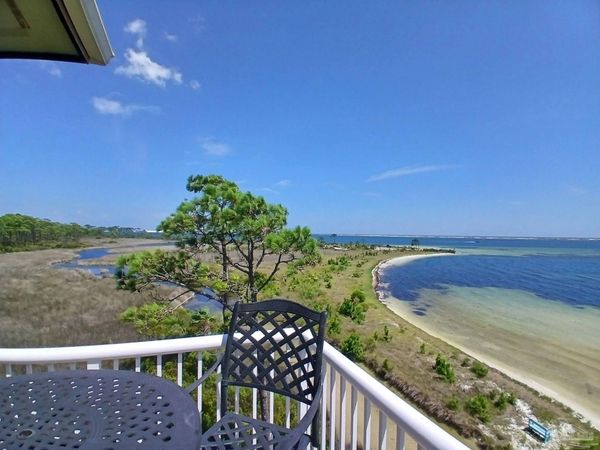 4050 Indigo Dr, Unit 301, Pensacola, FL 32507